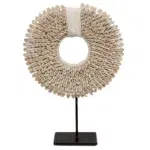 H1 Klein Schelp ornament op voet standaard