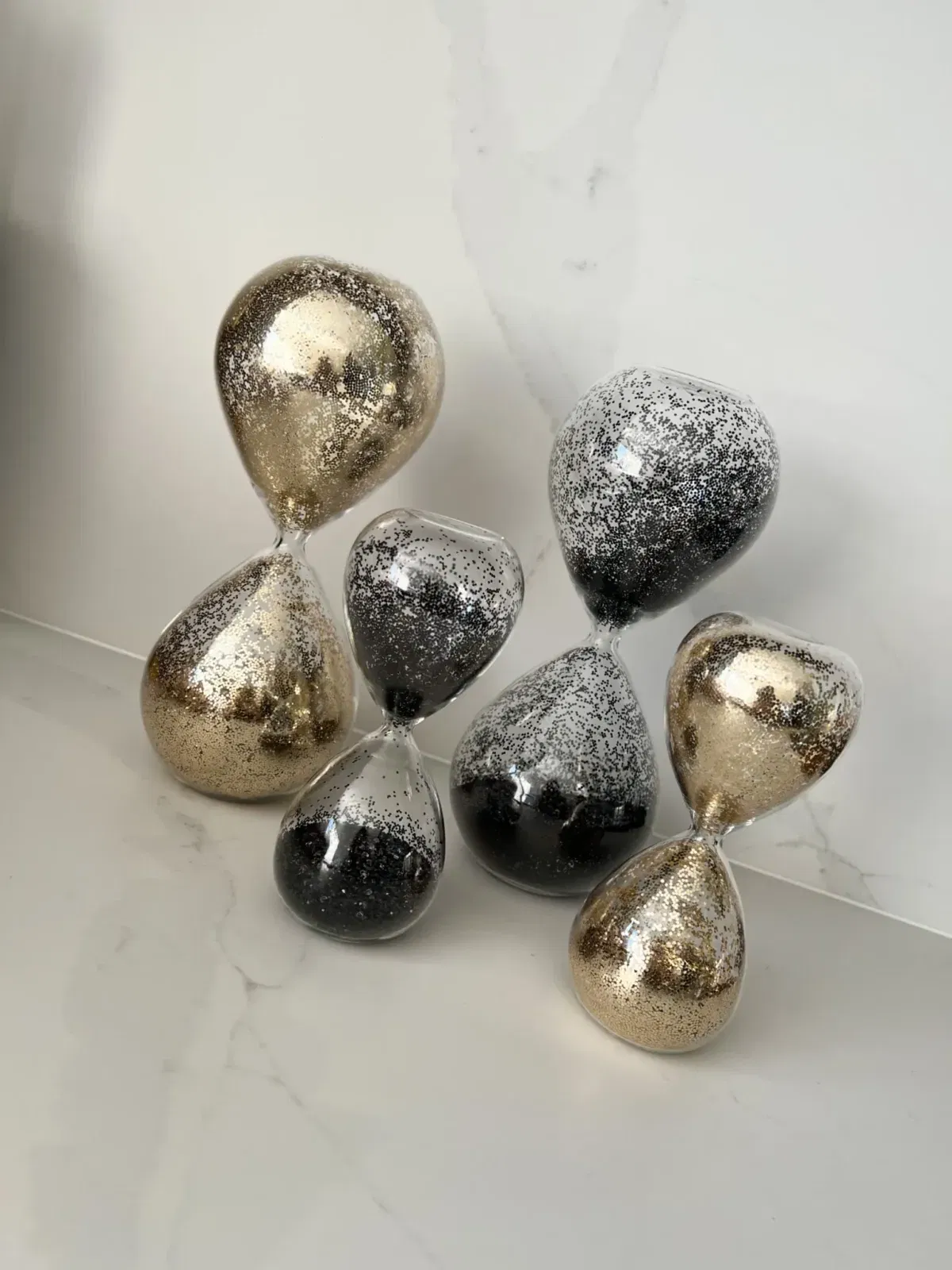 J-Line Zandloper parels glas goud M (10x10x24) - Afbeelding 2