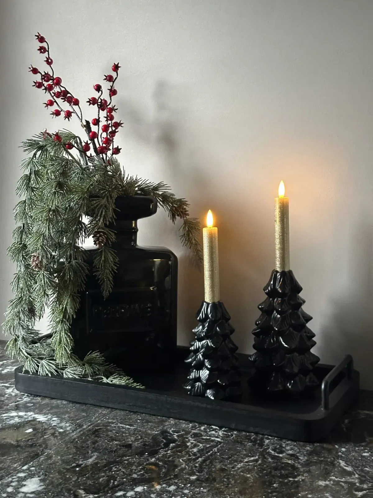 Jada zwart kerstboom kaarshouder 15x10cm Daan kromhout