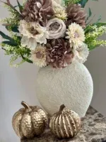 Beige bruine zijden bloem boeket