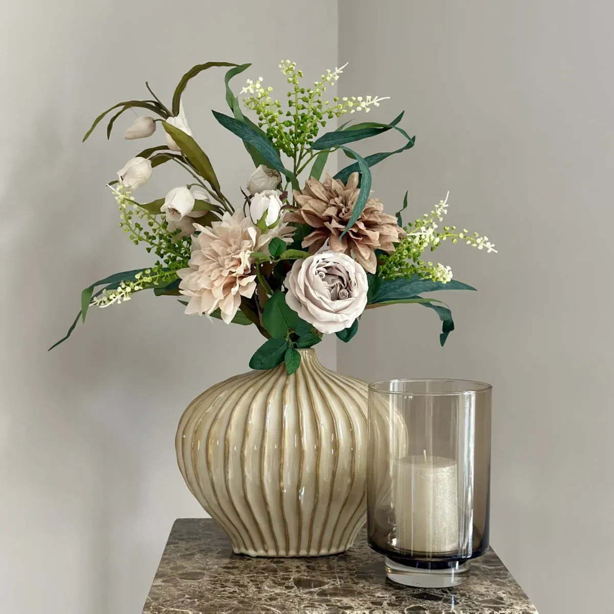 Vaas Crème Lorito - Light & living