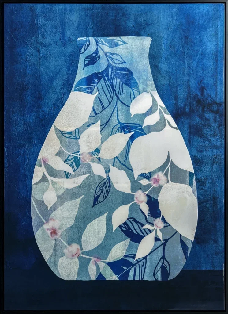 3D wanddecoratie 83x123cm 'Blue Vase' glossy.