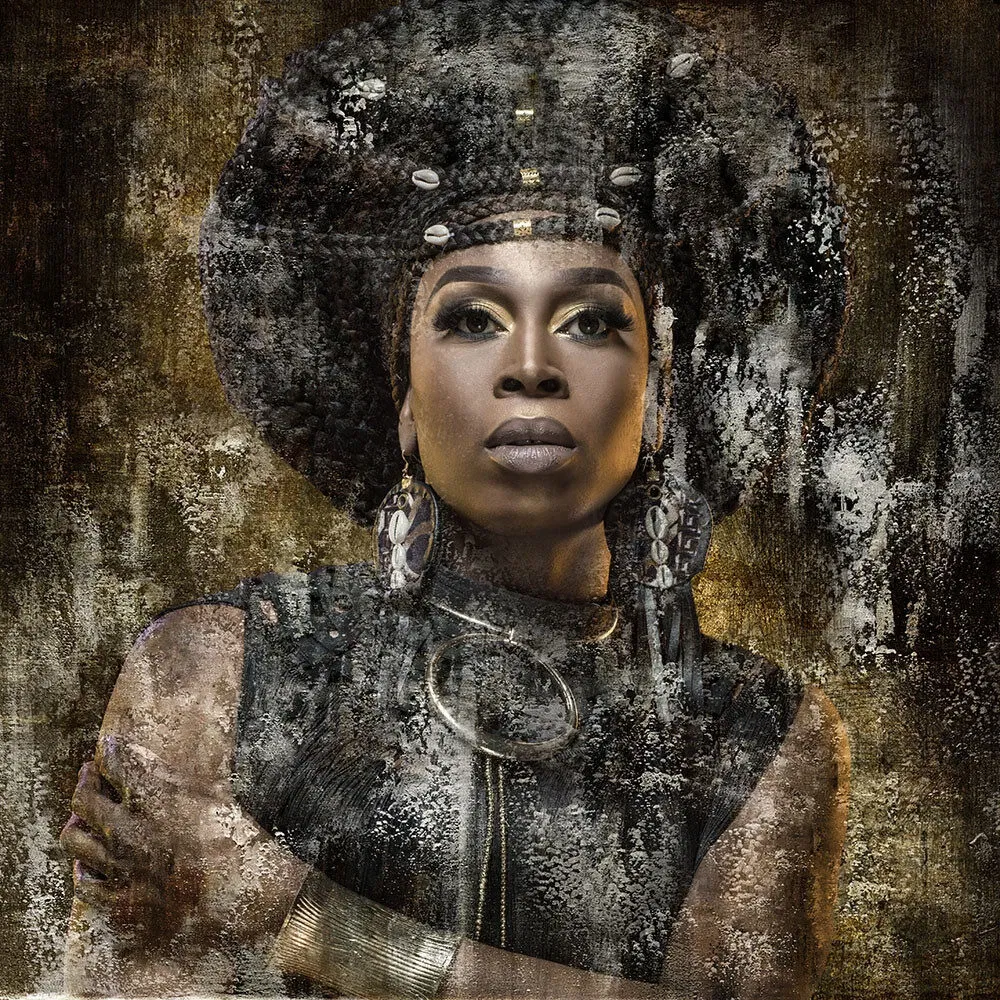 Glasschilderij 80x80cm Krachtige vrouw