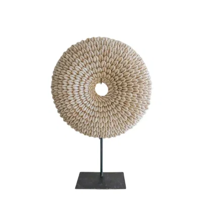 Schelpen Decoratie op Standaard Ø25xH36 cm – Kauri