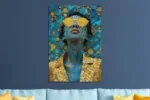 Glasschilderij Blauwe vrouw met gouden bril