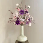 Parelmoer vaas met zijden bloem boeket